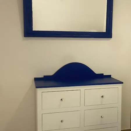 Mini *